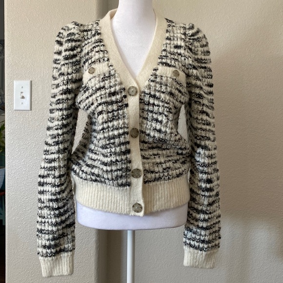 Express Sweaters - Express cardigan with pouf shoulder
